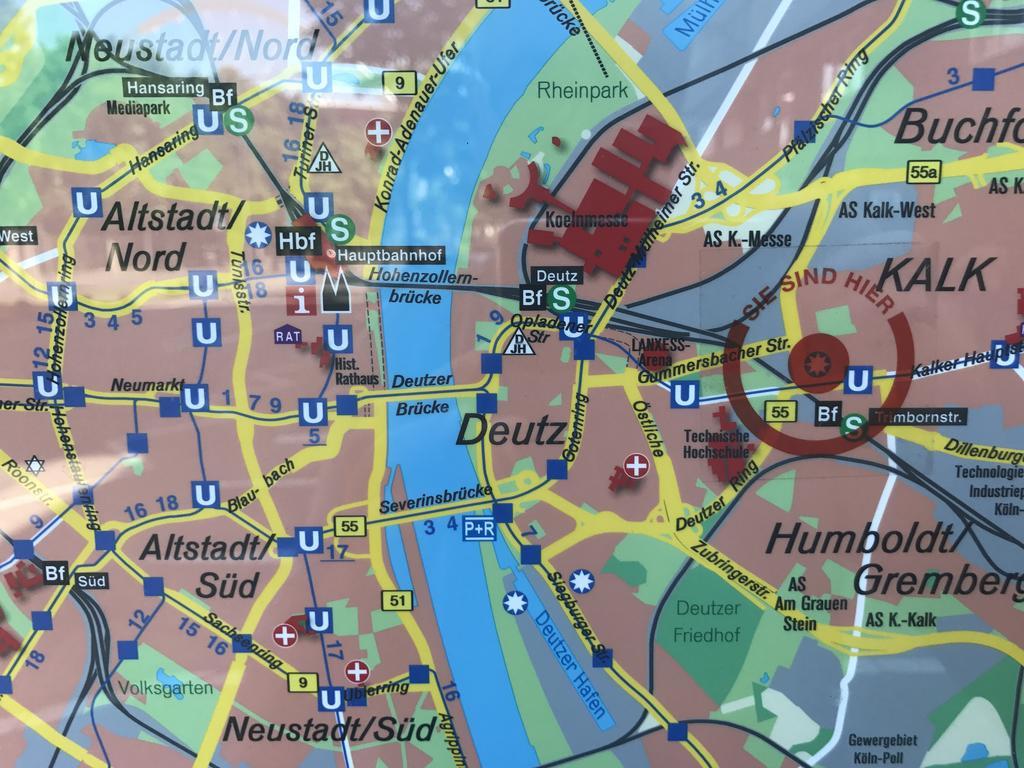 Deutz Apartment Köln